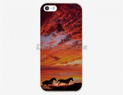 Тонкий чехол из гибкого пластика для iPhone 5S/5 с красивым пейзажем дикие лошади